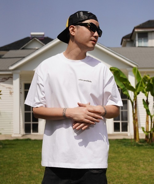 A FEW GOOD KIDS(ア フュー グッド キッズ)の「A'GEM/9 × .kom『A FEW GOOD KIDS/ア フュー グッド キッズ』ANGEL CIRCLE LOGO T-shirt/エンジェル 3Dサークルロゴ ベーシック 半袖Tシャツ(Tシャツ/カットソー・メンズ・ホワイト/ブラック・M/L)」の10枚目の写真
