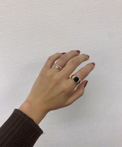 BROTHERHOOD(ブラザーフッド)の「【earyear】スクエアストーントップ ボリュームリング ゴールド(リング・レディース・クリア/レッド/ブルー/グリーン/ホワイト/ブラック/グレー・FREE)」の13枚目の写真