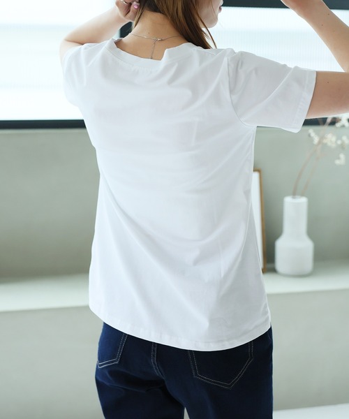Ulysses(ユリシス)の「ベーシックVネックTシャツ(Tシャツ/カットソー・レディース・ホワイト/ブラック/パープル/ピンク/グレー/ベージュ/ブルーグレー・M/L)」の22枚目の写真
