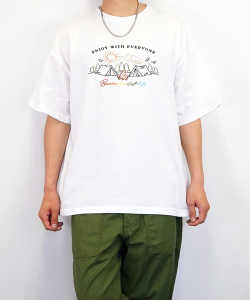 Burner(バーナー)の「【GROOVY STORE】ビッグシルエット 刺繍 キャンプ Tシャツ USAコットン(Tシャツ/カットソー・メンズ・ネイビー/ブラック/グリーン/ホワイト・M/LL/L)」の8枚目の写真