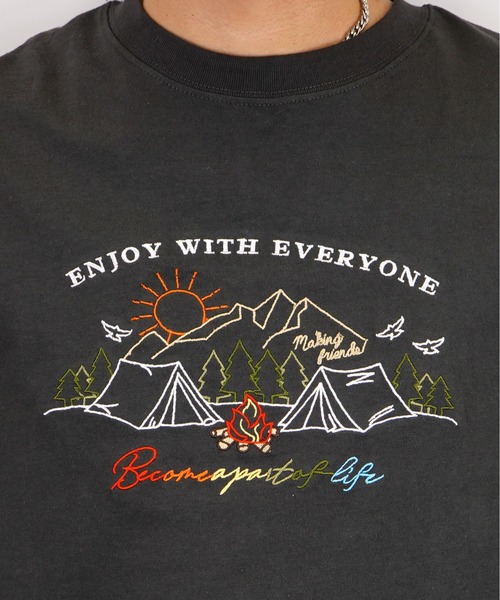 Burner(バーナー)の「【GROOVY STORE】ビッグシルエット 刺繍 キャンプ Tシャツ USAコットン(Tシャツ/カットソー・メンズ・ネイビー/ブラック/グリーン/ホワイト・M/LL/L)」の12枚目の写真