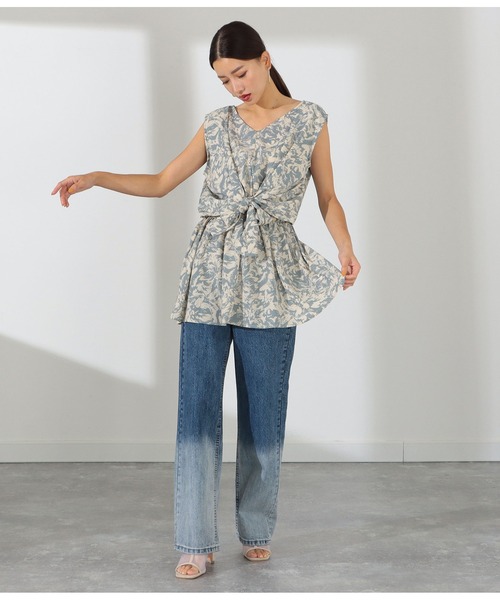 LATINA(ラティーナ)の「前後2WAYニュアンス柄フレアヘムノースリーブトップスカットソー(Tシャツ/カットソー・レディース・ブルー/グレイッシュベージュ・FREE)」の8枚目の写真