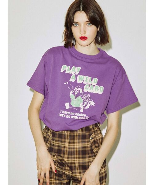 jouetie(ジュエティ)の「レトログラフィックBIG Tシャツ(Tシャツ/カットソー・レディース・ブラック/パープル/アイボリー・MEDIUM)」の3枚目の写真