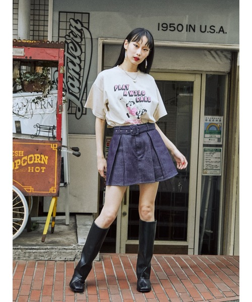 jouetie(ジュエティ)の「レトログラフィックBIG Tシャツ(Tシャツ/カットソー・レディース・ブラック/パープル/アイボリー・MEDIUM)」の11枚目の写真
