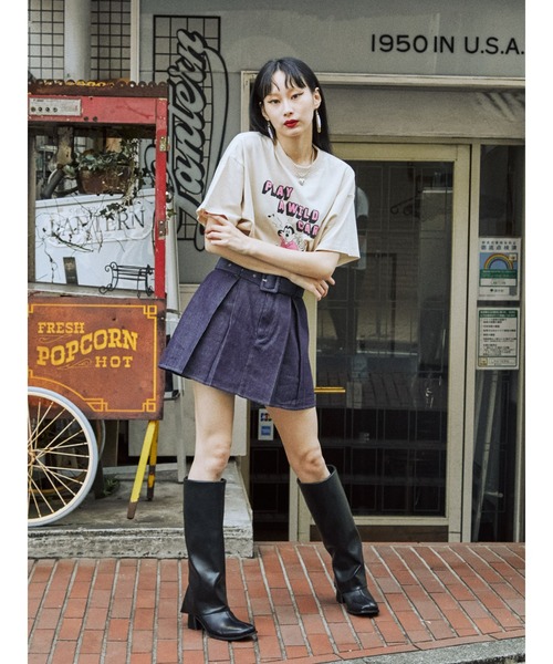 jouetie(ジュエティ)の「レトログラフィックBIG Tシャツ(Tシャツ/カットソー・レディース・ブラック/パープル/アイボリー・MEDIUM)」の5枚目の写真