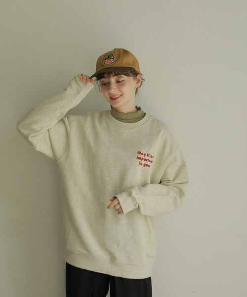 onetome（ワントゥーミー）の「オーバーサイズロゴスウェット【ユニセックス】（スウェット・レディース・ネイビー/オートミール・M/XL）」の10枚目の写真