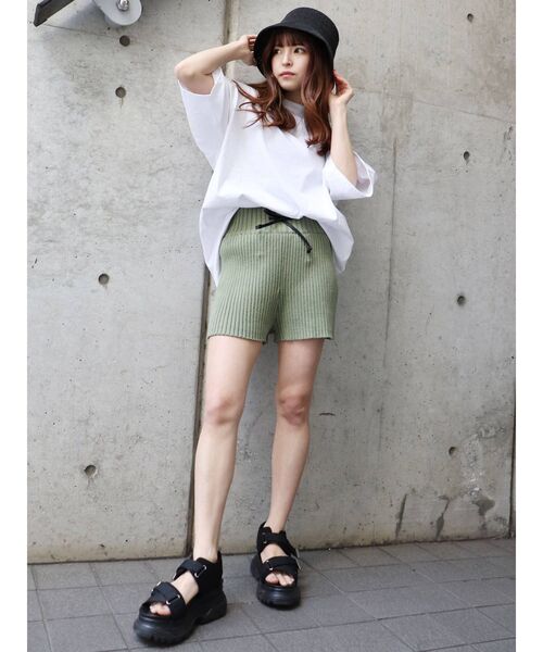 MURUA（ムルーア）の「リブニットキュロット（スウェットパンツ・レディース・カーキ/ブラック/モカ/グレー・FREE）」の19枚目の写真