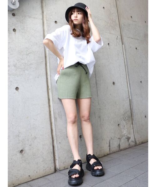 MURUA（ムルーア）の「リブニットキュロット（スウェットパンツ・レディース・カーキ/ブラック/モカ/グレー・FREE）」の20枚目の写真