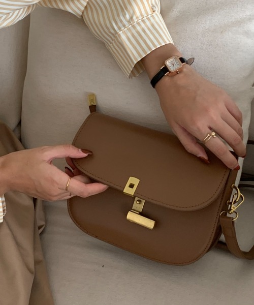 ECLIN（エクラン）の「フェイクレザー ミニショルダーバッグ（ショルダーバッグ・レディース・ブラック/ブラウン/アイボリー・FREE）」の13枚目の写真