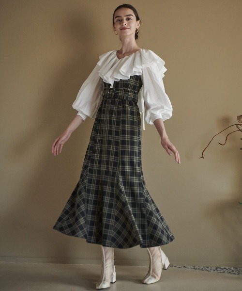 AND COUTURE（アンドクチュール）の「ウエストベルト付き
