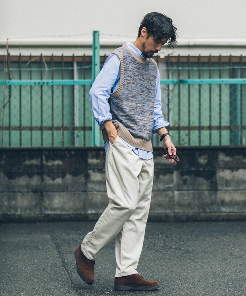 URBAN RESEARCH Sonny Label(アーバンリサーチサニーレーベル)の「メランジクルーネックニットベスト(ベスト・メンズ・グレー系その他/ベージュ系その他・MEDIUM/LARGE)」の9枚目の写真