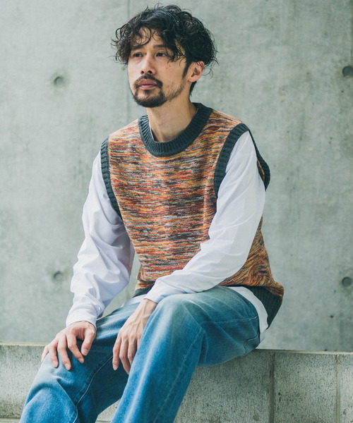 URBAN RESEARCH Sonny Label(アーバンリサーチサニーレーベル)の「メランジクルーネックニットベスト(ベスト・メンズ・グレー系その他/ベージュ系その他・MEDIUM/LARGE)」の22枚目の写真