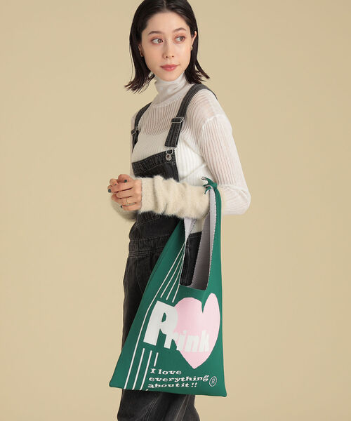 Ray BEAMS（レイビームス）の「Ray BEAMS / メッセージ ニット バッグ（トートバッグ・レディース・ホワイト/グリーン・ONE SIZE）」の5枚目の写真