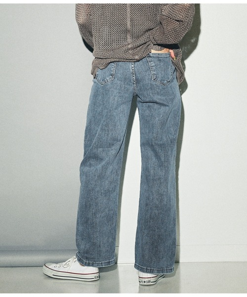 ANAP（アナップ）の「シンプルストレッチストレートデニムパンツ（デニムパンツ・レディース・ブラック/ブルー・S/M）」の5枚目の写真