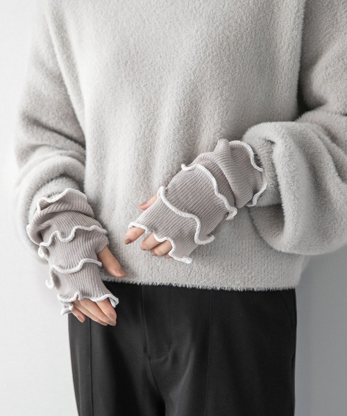 HARE（ハレ）の「デザインアームウォーマ－(HARE)（アームカバー・レディース・ブラック/グレー・FREE）」の11枚目の写真