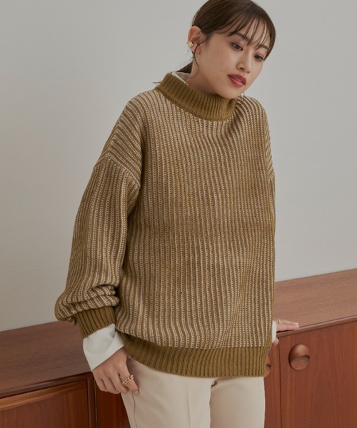 CLEARIMPRESSION （クリアインプレッション）の「バイカラーリブ編みオーバーサイズニット（ニット/セーター・レディース・ブラック/ベージュ/オリーブ・FREE）」の6枚目の写真