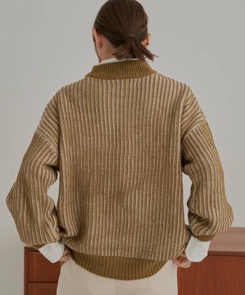 CLEARIMPRESSION （クリアインプレッション）の「バイカラーリブ編みオーバーサイズニット（ニット/セーター・レディース・ブラック/ベージュ/オリーブ・FREE）」の5枚目の写真