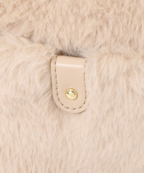 ikka（イッカ）の「エコファー2WAYミニショルダーバッグ（ショルダーバッグ・レディース・ブラック/ダークグリーン/オフホワイト/マスタード・FREE）」の15枚目の写真