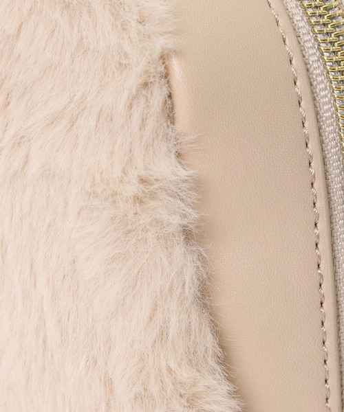 ikka（イッカ）の「エコファー2WAYミニショルダーバッグ（ショルダーバッグ・レディース・ブラック/ダークグリーン/オフホワイト/マスタード・FREE）」の16枚目の写真