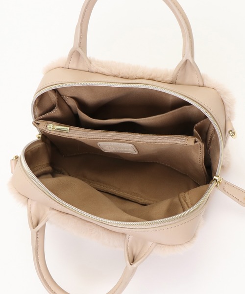 ikka（イッカ）の「エコファー2WAYミニショルダーバッグ（ショルダーバッグ・レディース・ブラック/ダークグリーン/オフホワイト/マスタード・FREE）」の8枚目の写真