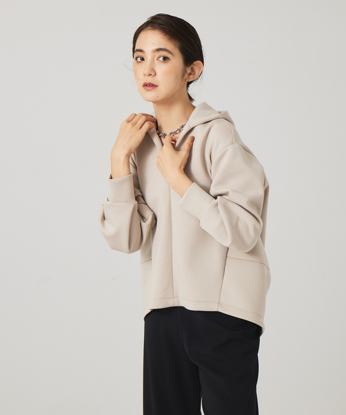qualite(カリテ)の「フーディープルオーバー(Tシャツ/カットソー・レディース・ベージュ/ブルー/チャコールグレー・フリー)」の3枚目の写真