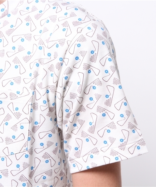 TOGA VIRILIS（トーガ ビリリース）の「TOGA VIRILIS プリントTシャツ（Tシャツ/カットソー・メンズ・ホワイト/ローズ・48/46）」の4枚目の写真