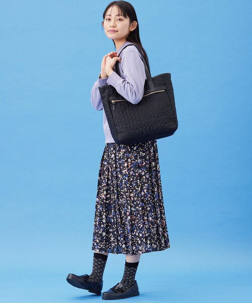 ANEVER(アンエバー)の「キルティング トートバッグ(トートバッグ・レディース・ブラック系・F)」の15枚目の写真