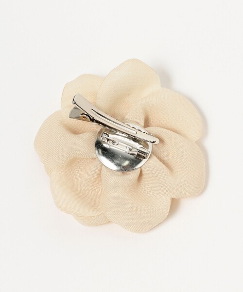 B:MING by BEAMS(ビーミングバイビームス)の「【セレモニー・フォーマル】パール フラワー コサージュ(ブローチ/コサージュ・レディース・ライトベージュ/コーラル/ネイビー・FREE)」の6枚目の写真