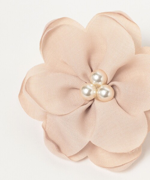 B:MING by BEAMS(ビーミングバイビームス)の「【セレモニー・フォーマル】パール フラワー コサージュ(ブローチ/コサージュ・レディース・ライトベージュ/コーラル/ネイビー・FREE)」の10枚目の写真
