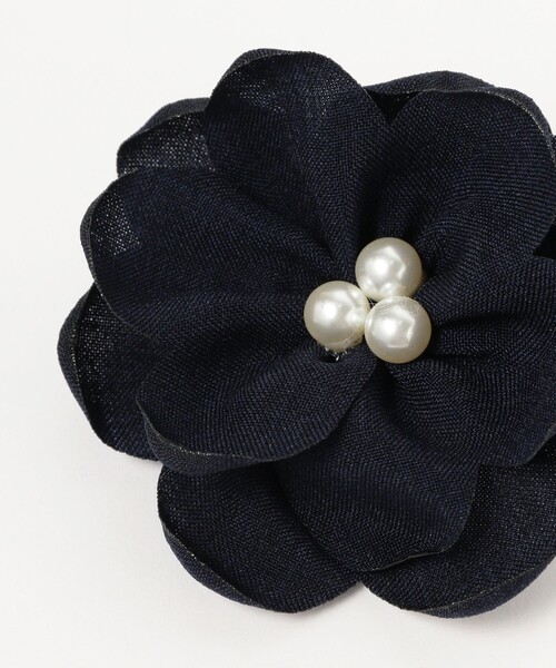 B:MING by BEAMS(ビーミングバイビームス)の「【セレモニー・フォーマル】パール フラワー コサージュ(ブローチ/コサージュ・レディース・ライトベージュ/コーラル/ネイビー・FREE)」の14枚目の写真
