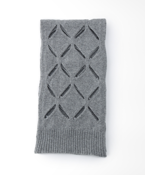 STEFAN COOKE / ステファンクック】 Slashed scarf