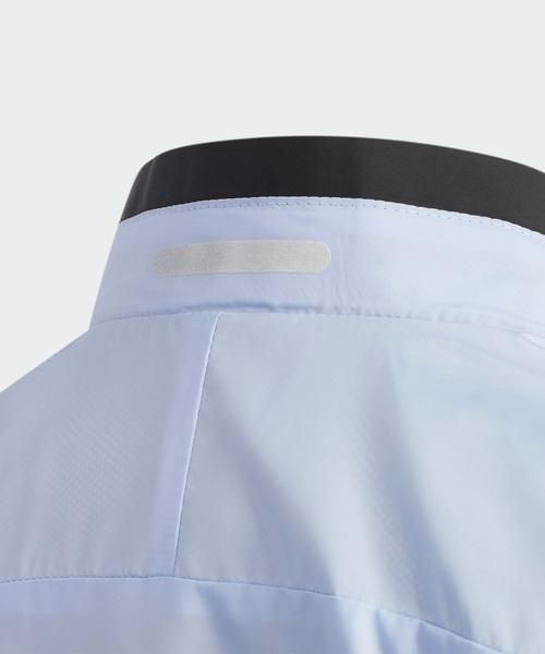 adidas（アディダス）の「カラーブロック ウーブン レギュラーフィット トラックトップ / アディダス adidas（ナイロンジャケット・キッズ・ブラック×ブルー/ピンク・130/140/150/160/120）」の4枚目の写真