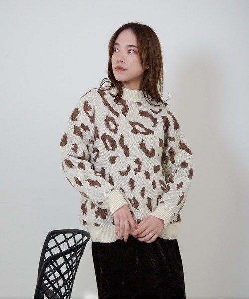 lit.Cy（リットシー）の「lit.Cy レオパードジャカードニットプルオーバー（ニット/セーター・レディース・ベージュ/オフホワイト/ブラック・FREE）」の2枚目の写真