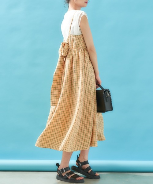 MERLOT（メルロー）の「バックリボンキャミワンピース（ワンピース・レディース・ブラック/イエロー・FREE）」の2枚目の写真