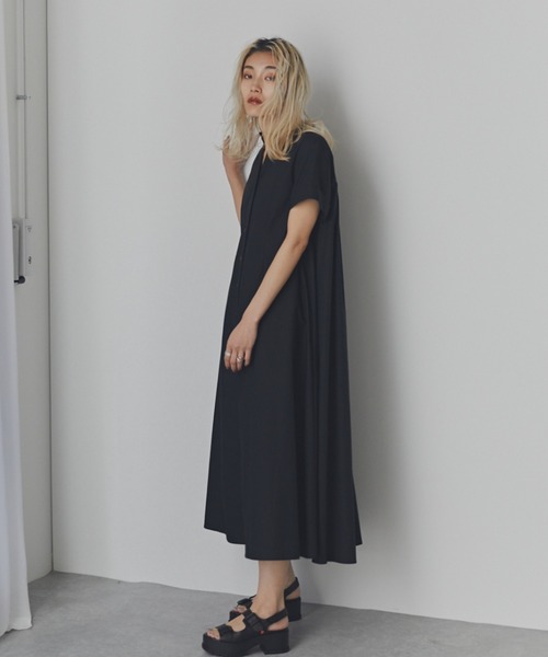 mici(ミチ)の「(mici)バックプリーツドレス(ワンピース・レディース・ブルー/ブラック・ONE SIZE)」の5枚目の写真