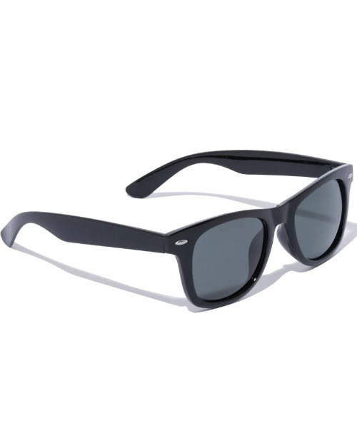 NEW ERA（ニューエラ）の「NEW ERA/ニューエラ サングラス ウェリントン シャイニーブラックフレーム グリーングレーレンズ 13517746（サングラス・メンズ・ブラック×グレー・FREE）」の2枚目の写真