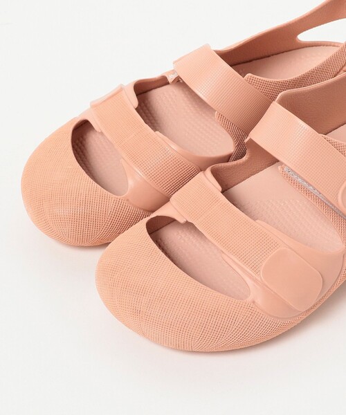 igor（イゴール）の「igor / BONDI SOLID サンダル（16.5～21cm）（サンダル・キッズ・グレー/オフホワイト/カーキ/ブルー系その他3/ピンク/ベージュ/オレンジ系その他4・21cm/22cm/20cm/16.5cm/18.5cm/18cm/19㎝/17cm）」の22枚目の写真