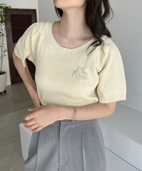 one after another NICE CLAUP（ワンアフターアナザーナイスクラップ）の「ブローチ付きカラフルニット（ニット/セーター・レディース・オフホワイト/グレー/チェリーピンク/ピンク/イエロー・FREE）」の20枚目の写真