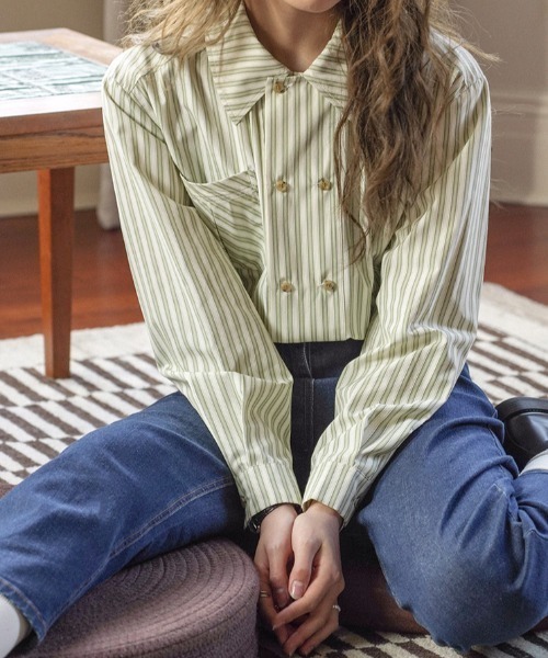 Vipoa（ヴィポア）の「フレンチグリーンダブルブレストストライプシャツ（シャツ/ブラウス・レディース・グリーン・FREE）」の2枚目の写真