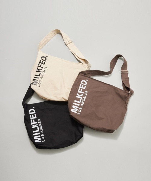 MILKFED.(ミルクフェド)の「STENCIL LOGO SHOULDER BAG(ショルダーバッグ・レディース・オフホワイト/ブラウン/ブラック・ONE SIZE)」の4枚目の写真