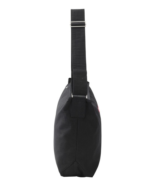 MILKFED.(ミルクフェド)の「STENCIL LOGO SHOULDER BAG(ショルダーバッグ・レディース・オフホワイト/ブラウン/ブラック・ONE SIZE)」の8枚目の写真