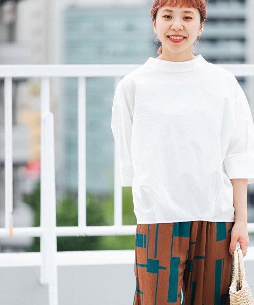 ITEMS URBANRESEARCH（アイテムズ アーバンリサーチ）の「5ブソデハイネックブラウス（シャツ/ブラウス・レディース・ブルー/ホワイト/チャコールグレー・FREE）」の9枚目の写真