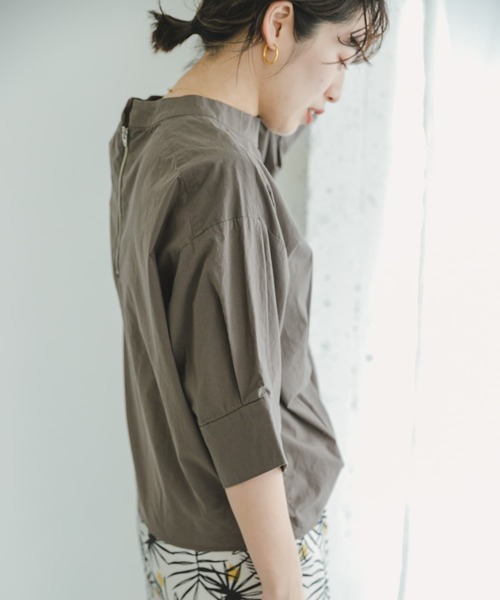 ITEMS URBANRESEARCH（アイテムズ アーバンリサーチ）の「5ブソデハイネックブラウス（シャツ/ブラウス・レディース・ブルー/ホワイト/チャコールグレー・FREE）」の13枚目の写真