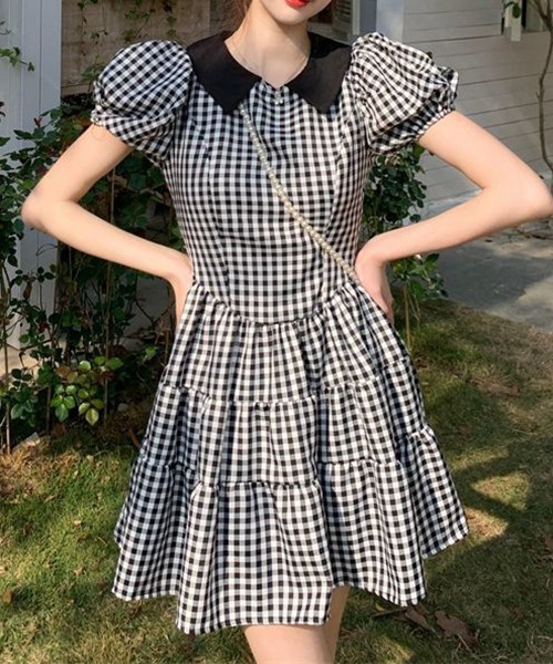 gossip!ロサンゼルス(ゴシップロサンゼルス)の「YUGA パフスリーブ ラウンドネックワンピース(ワンピース・レディース・ブラック・S/M/L)」の1枚目の写真