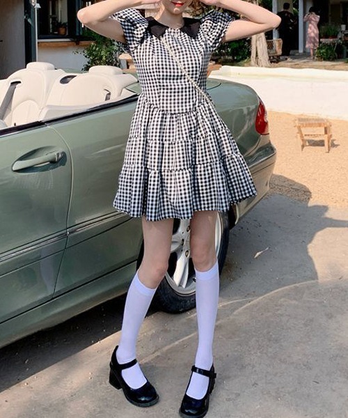 gossip!ロサンゼルス(ゴシップロサンゼルス)の「YUGA パフスリーブ ラウンドネックワンピース(ワンピース・レディース・ブラック・S/M/L)」の3枚目の写真