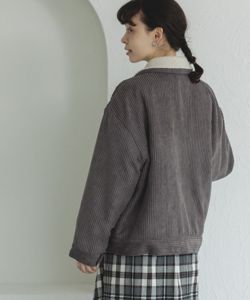 pairmanon(ペアマノン)の「【ママサイズ】コーデュロイ シープボア シャツ ジャケット アウター(その他アウター・レディース・ベージュ/チャコールグレー/ネイビー・FREE)」の5枚目の写真