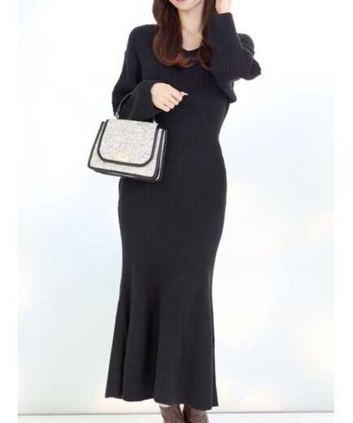 MERCURYDUO(マーキュリーデュオ)の「バックシャンツイストデザインニットワンピース(ワンピース・レディース・ベビーピンク/アイボリー/ブラック・SMALL/MEDIUM)」の2枚目の写真