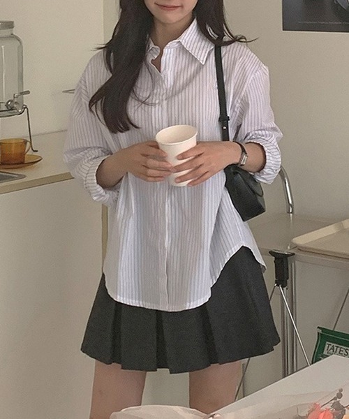 DAY CLOSET(デイ クローゼット)の「レディース バックリボンビスチェ風ベスト+2WAYストライプシャツ 2点セット(シャツ/ブラウス・レディース・ブラック・S/L/XL/M)」の5枚目の写真