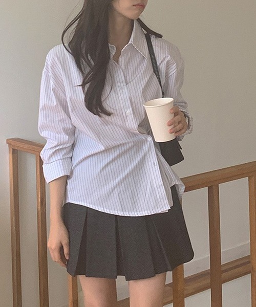 DAY CLOSET(デイ クローゼット)の「レディース バックリボンビスチェ風ベスト+2WAYストライプシャツ 2点セット(シャツ/ブラウス・レディース・ブラック・S/L/XL/M)」の7枚目の写真