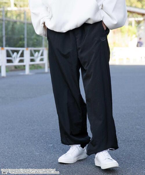 Reebok（リーボック）の「∴WEGO/別注Reebok ナイロンパンツ（スウェットパンツ・メンズ・ブラック/ダークグレー・MEDIUM/LARGE）」の5枚目の写真